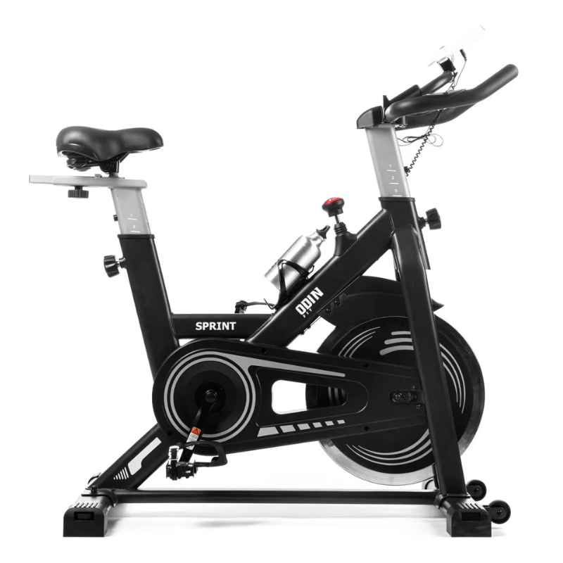 Bicicleta Ergométrica Sprint Odin Fit 13kg indicada para quem está começando a praticar exercícios.