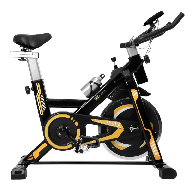 Bicicleta Spinning WCT Fitness 13kg com excelente equilíbrio entre conforto e desempenho.